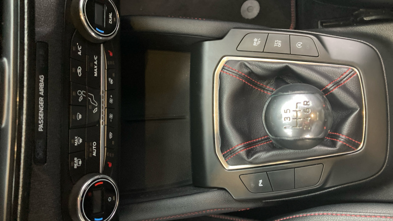 Ford Focus 1.0 EcoBoost Hybrid mHEV 125 ST-Line X Edition 5dr Petrol Hatchback